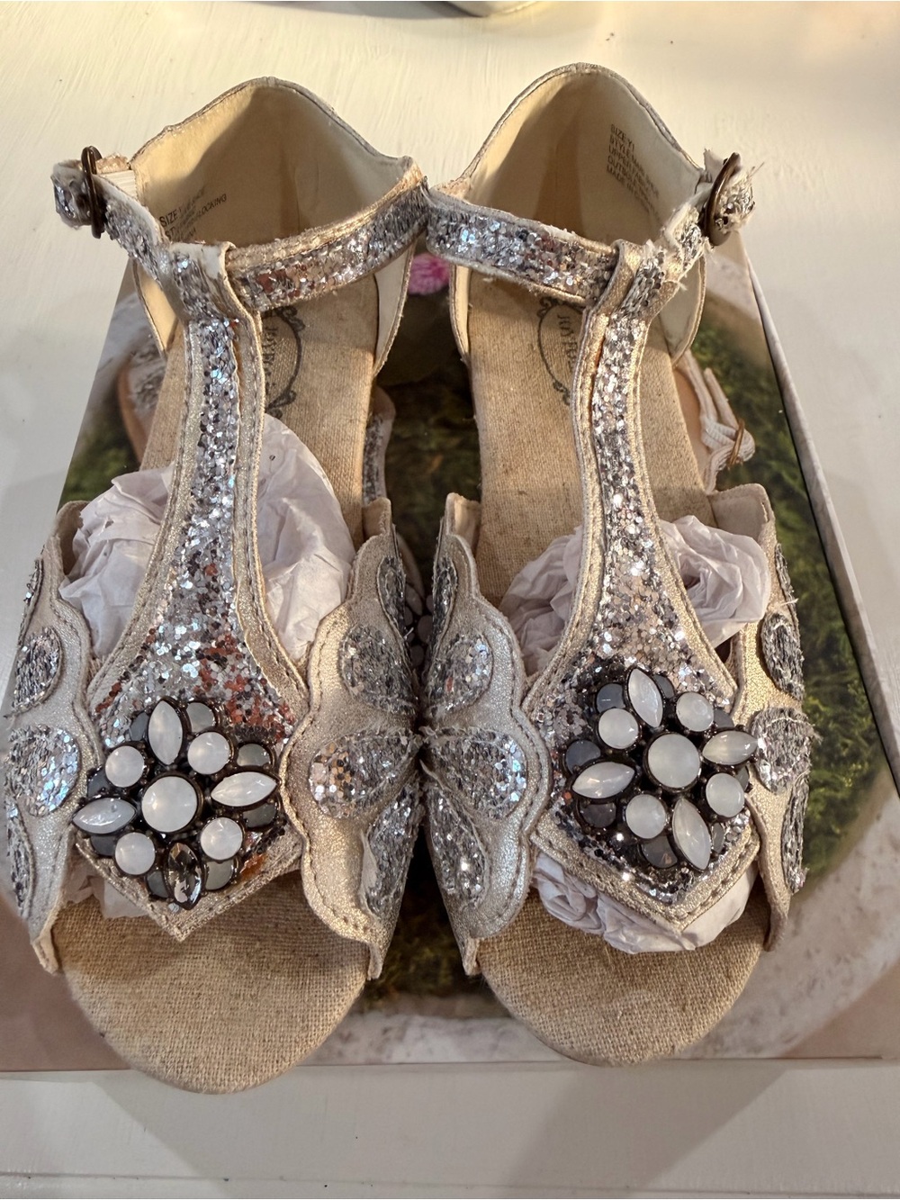 Women’s Embellished T-Strap Sandals - Ivory